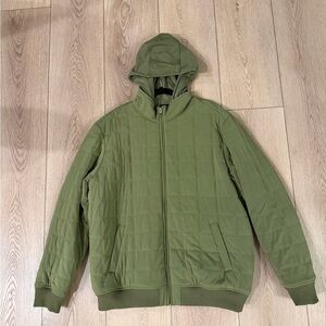 Richer Poorer mid-weight quilted bomber Size XL.